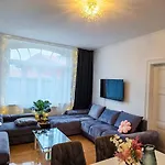 Premium Gruppen-apartments In Gruenderzeit-villa Mit Schlossblick Und Parkplatz 16 Gaeste * Вернигероде