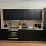 Premium Gruppen-apartments In Gruenderzeit-villa Mit Schlossblick Und Parkplatz 16 Gaeste Вилла