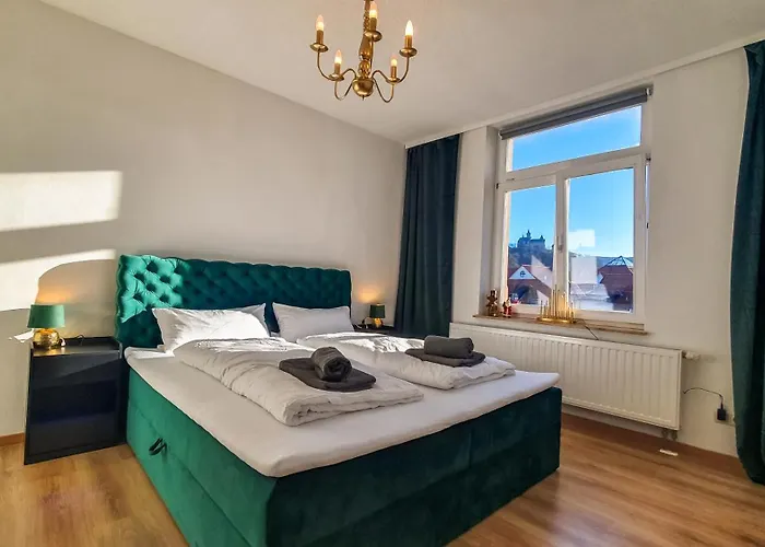 Premium Gruppen-apartments In Gruenderzeit-villa Mit Schlossblick Und Parkplatz 16 Gaeste Villa Wernigerode