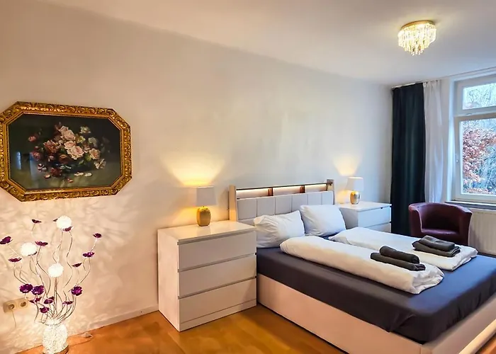 Premium Gruppen-apartments In Gruenderzeit-villa Mit Schlossblick Und Parkplatz 16 Gaeste * Wernigerode