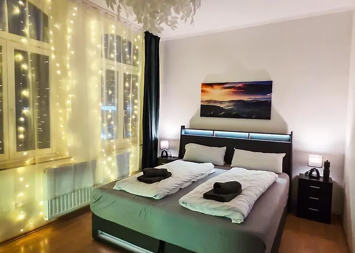 Premium Gruppen-apartments In Gruenderzeit-villa Mit Schlossblick Und Parkplatz 16 Gaeste Villa Wernigerode